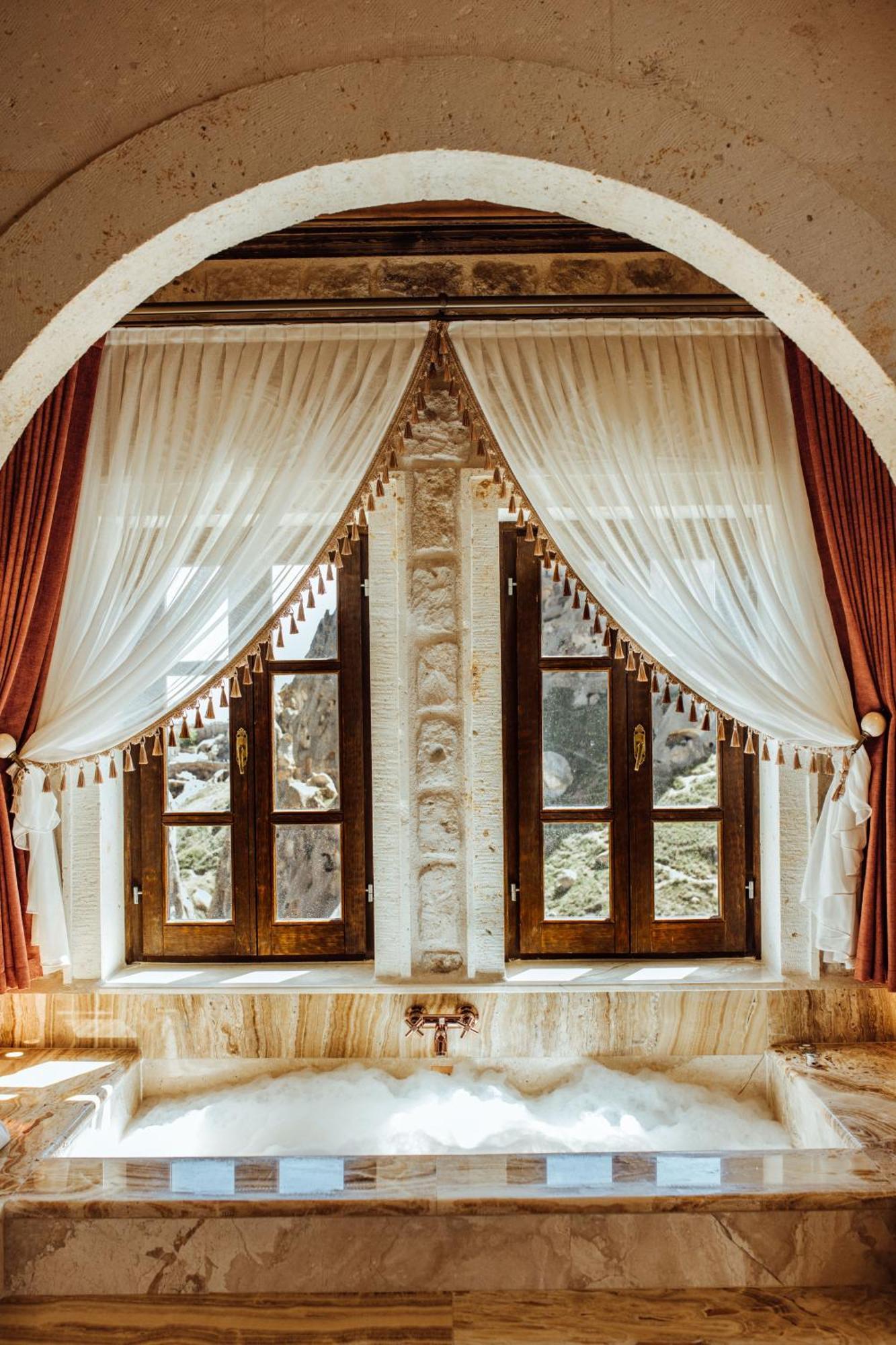 Via Regia Cappadocia Hotel Uchisar Exterior photo